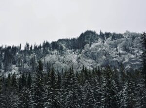 Why Eawodiz Mountain Is Colder at the Top